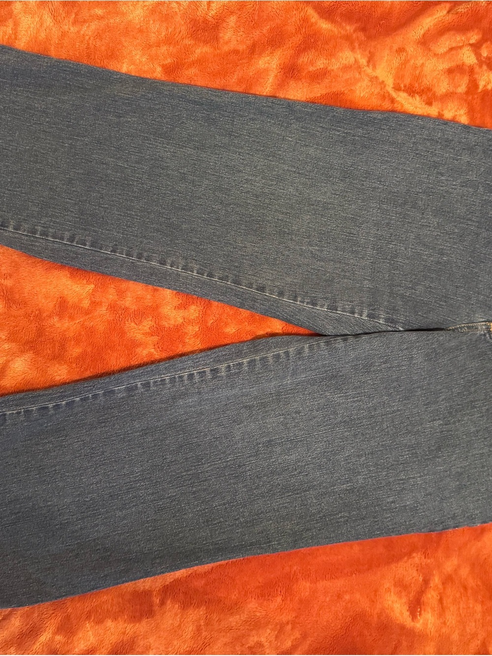 Sag Harbor Women's Skinny Jeans in Light Blue Wash